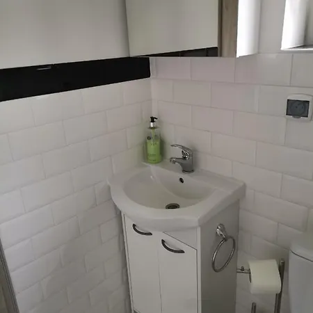 Nad Woda Kolo Miedzyzrdrojow