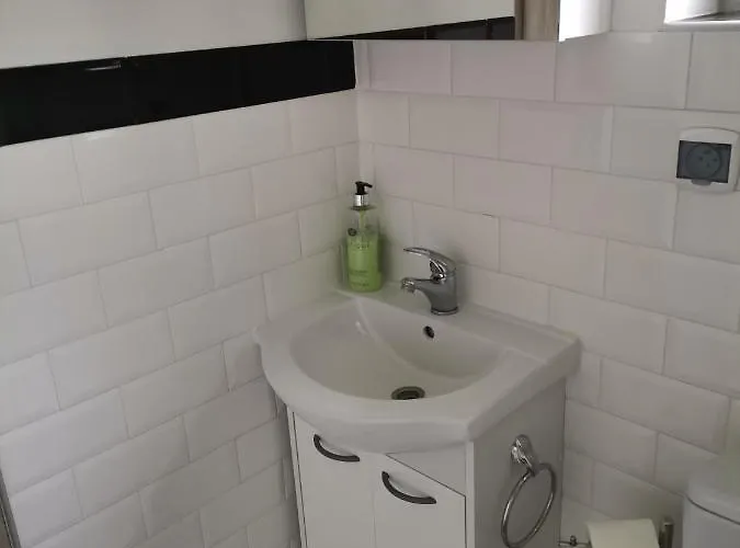 Nad Woda Kolo Miedzyzrdrojow